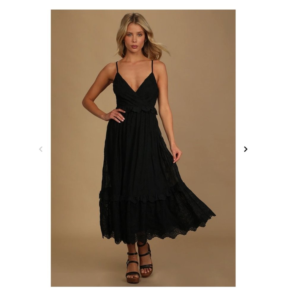 LULUS Black Eyelet Tiered Midi Dress XS (NWT)